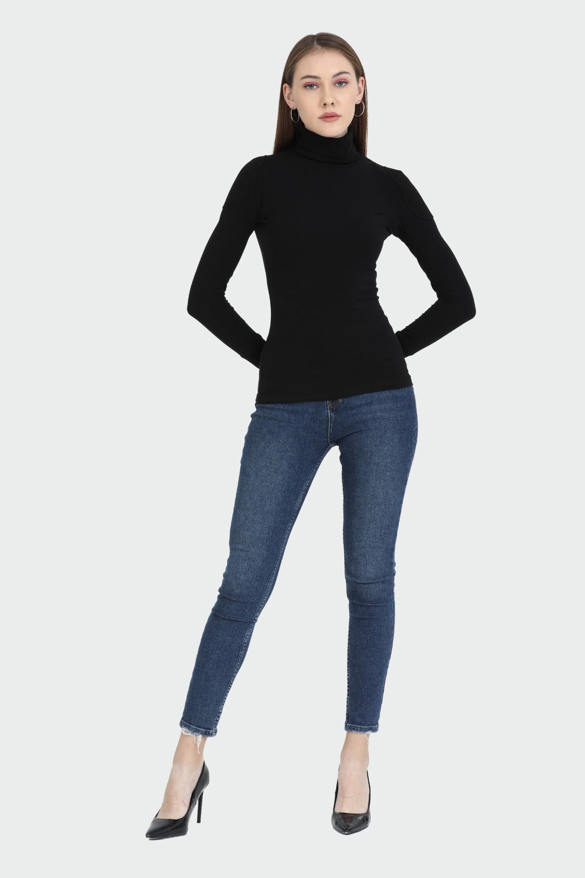 Heny Star Roll Neck Top