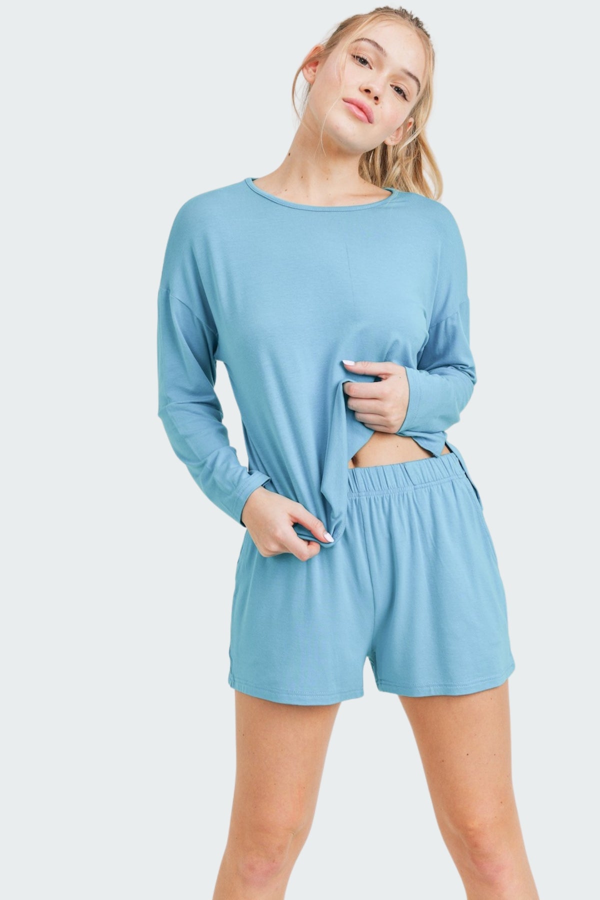 high low top and shorts with pockets